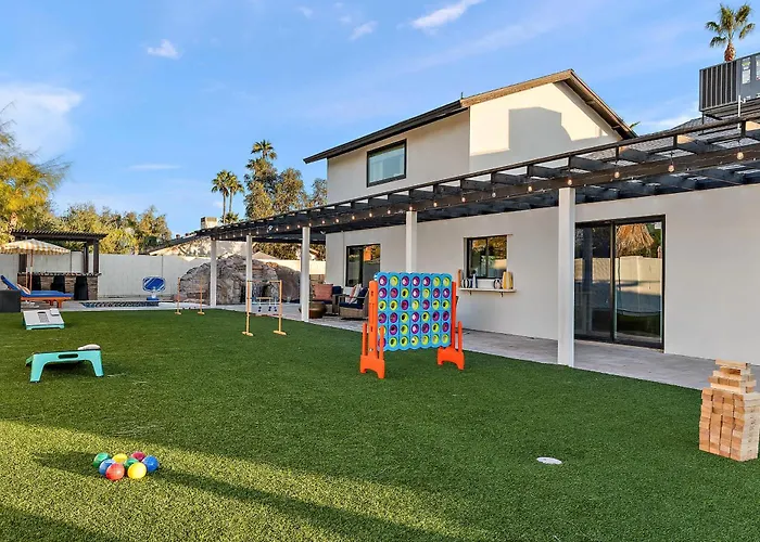 Holiday home Massive Backyard Heated Pool Games Outdoor Fun Phoenix
