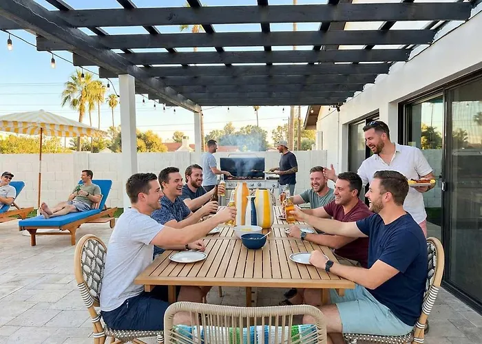 Massive Backyard Heated Pool Games Outdoor Fun Holiday home
