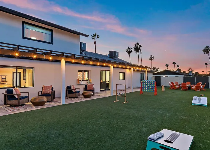 Holiday home Massive Backyard Heated Pool Games Outdoor Fun Phoenix